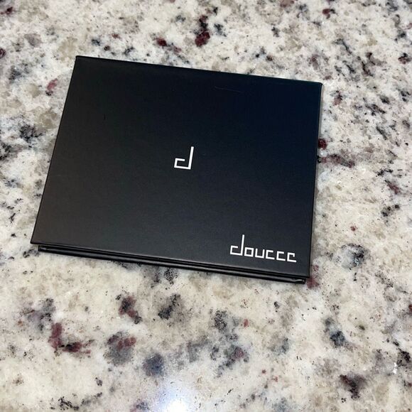 Doucee On the Go Palette Warm‎ Tones New orig msrp $65 - Picture 3 of 5
